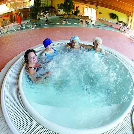 Bernstein's לינה וארוחת בוקר 3*