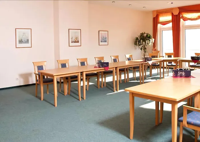 住宿加早餐酒店 Bernstein's 3*